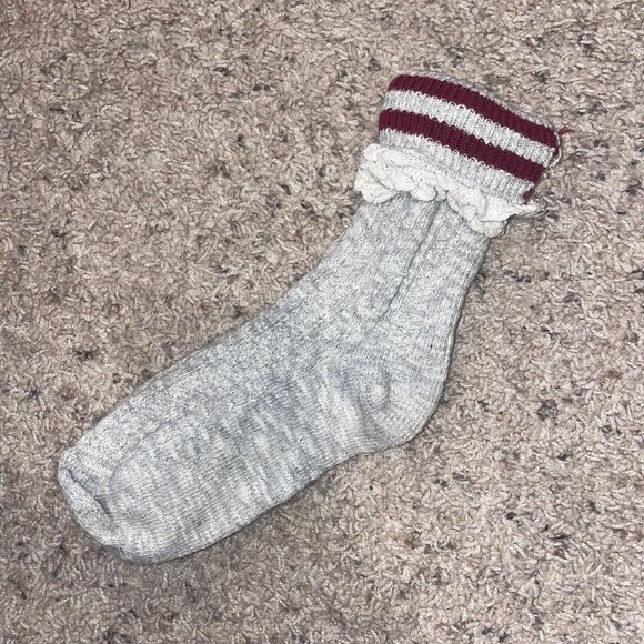 SOLD Cable Knit Lace Trim Socks - Picture 4 of 4